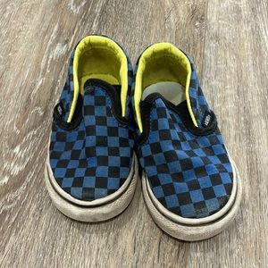 Baby checkered vans size 5